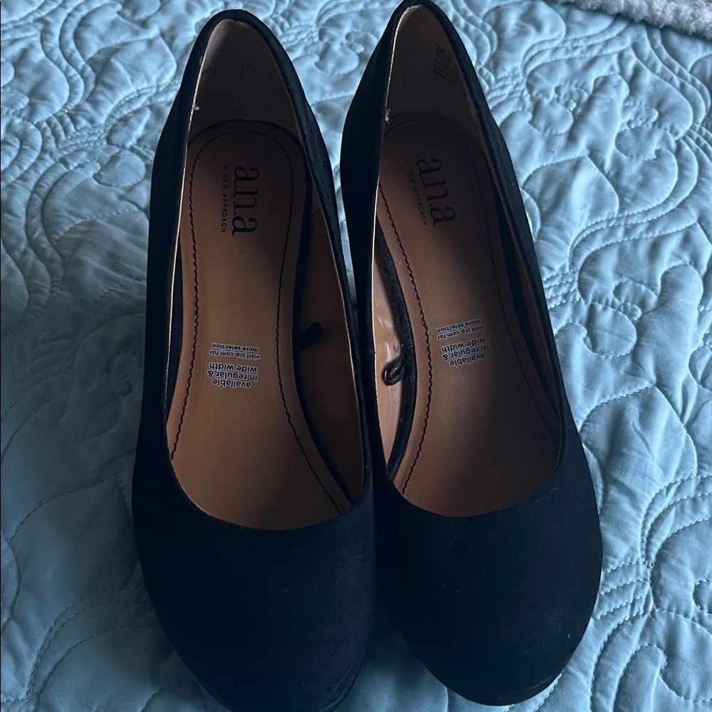 a.n.a Women's Black Flats